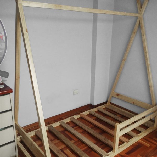 Cama Teepee con barandas